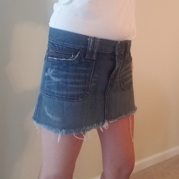 NEW W/O TAGS Abercrombie & Fitch Skirt - Picture 4 of 5